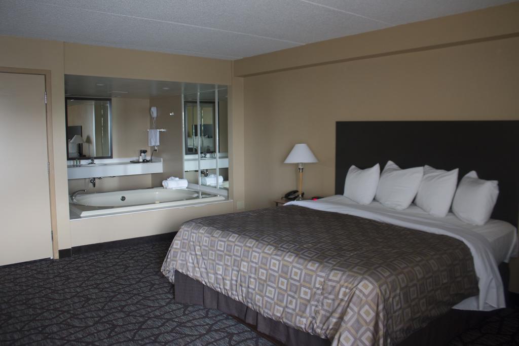 Western Fallsview 3* Niagara Falls