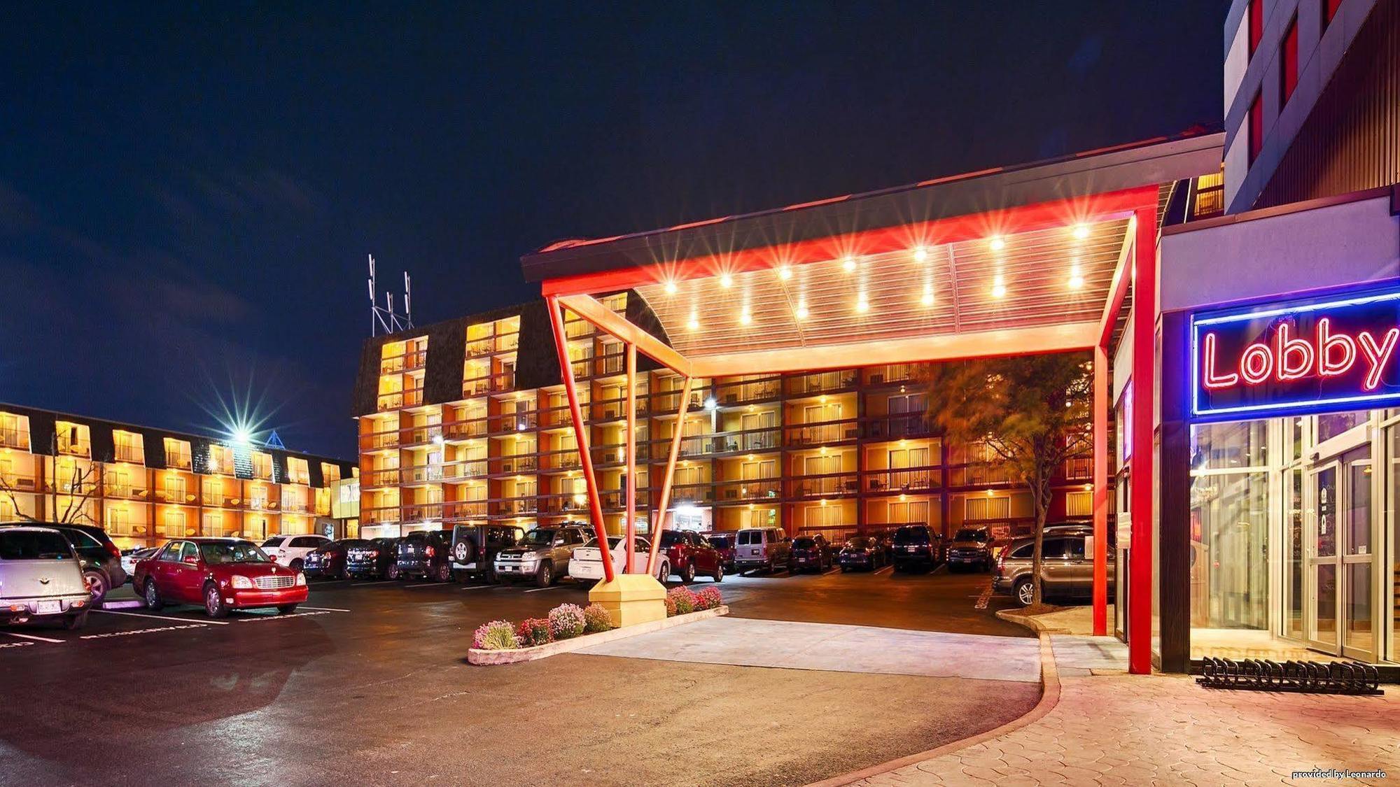Hotel Western Fallsview
