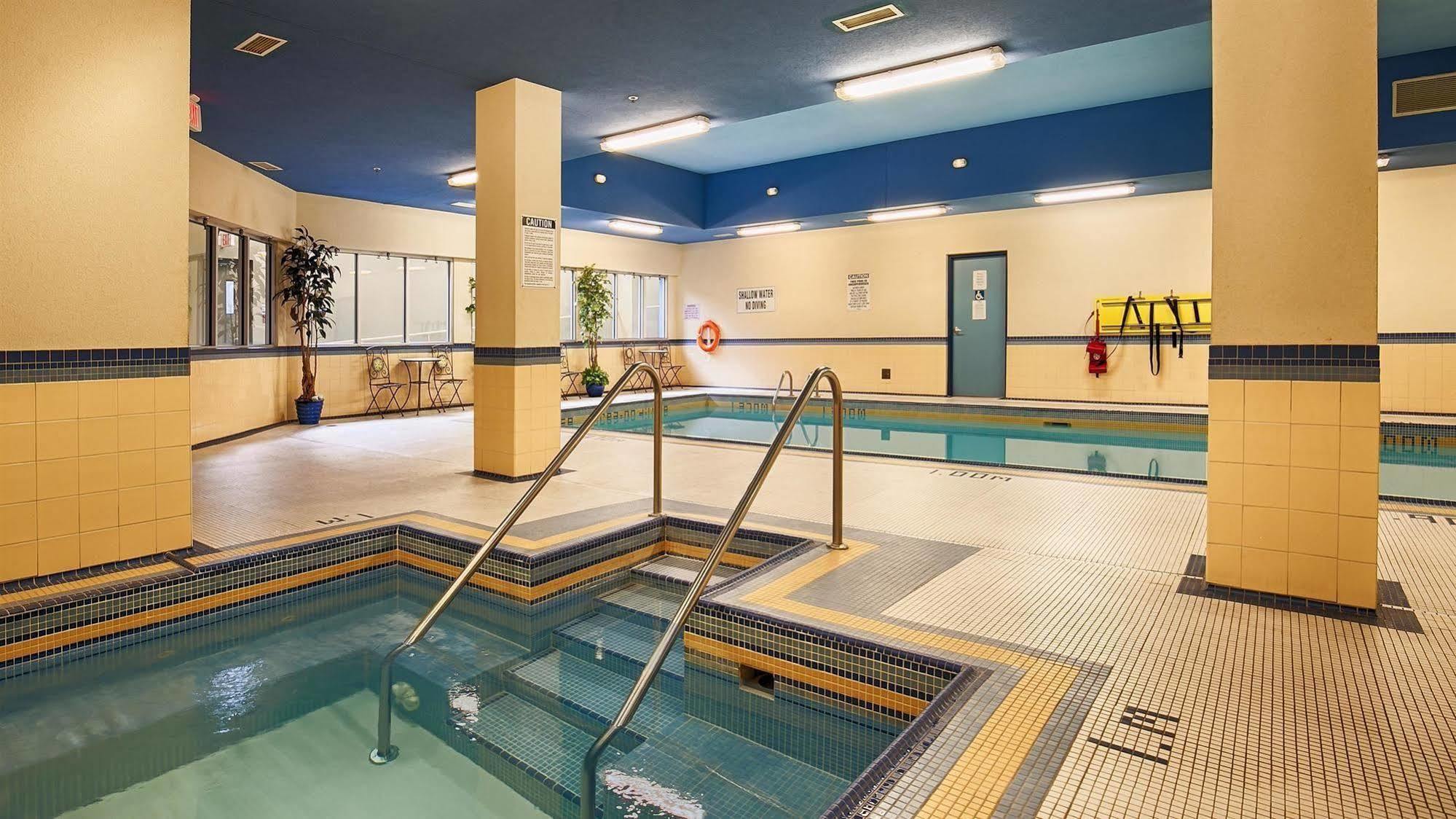 Western Fallsview Hotel 3*